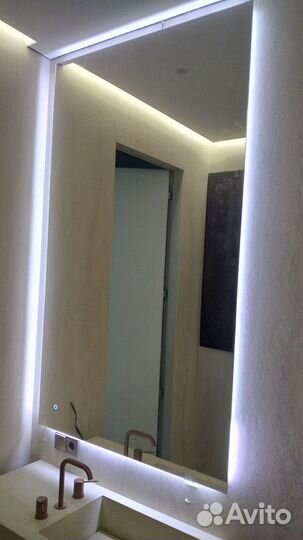 Зеркало настенное