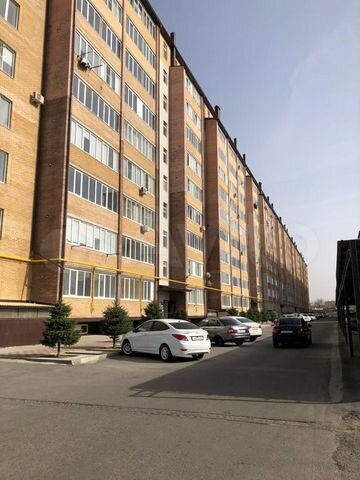 3-к. квартира, 80 м², 10/10 эт.