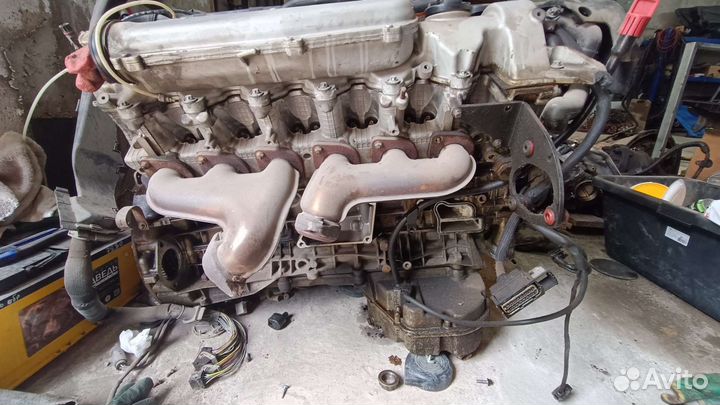 Двигатель на мерседес W220 5.8