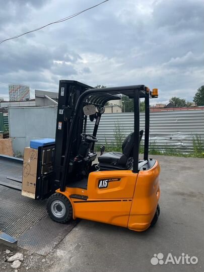 Вилочный погрузчик TFN CPDS15-АС5, 2022