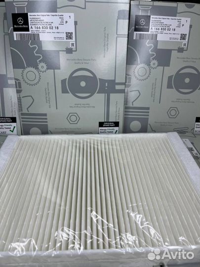 Фильтр салонный Mercedes W166 A1668300218