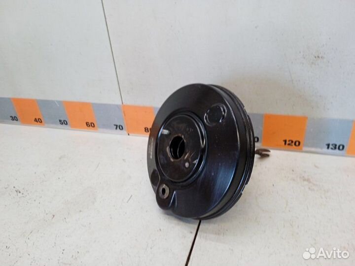 Усилитель тормозов вакуумный Opel Zafira B 1.8