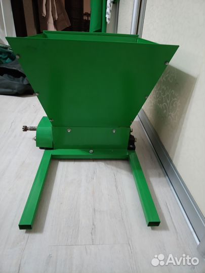 Дробилка для винограда и фруктов