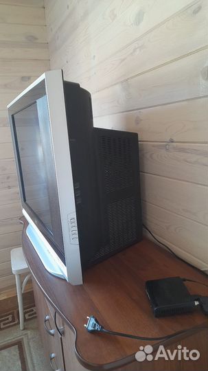 Телевизор JVC