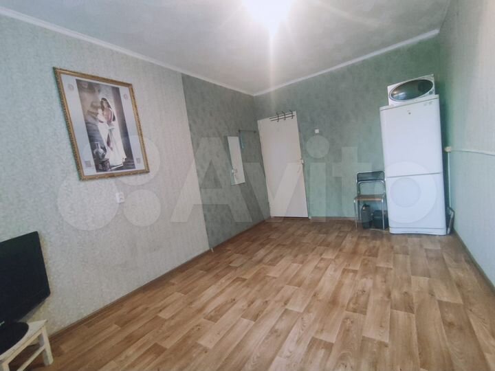 Комната 14 м² в 2-к., 3/9 эт.