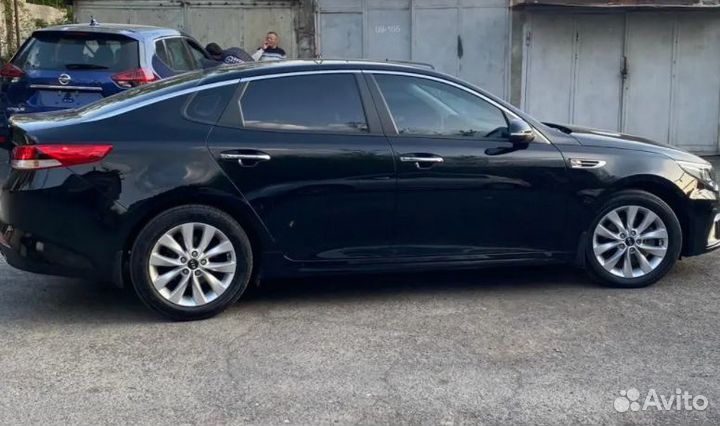 В разборке Kia Optima 4 JF