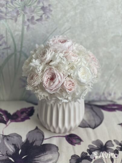 Композиция с пионами в подарок