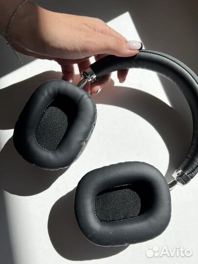 Беспроводные наушники