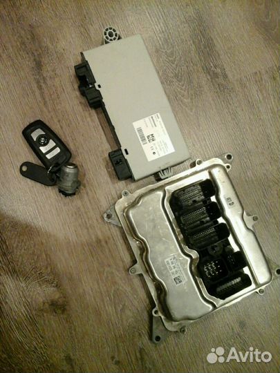 DME F10 N20, CAS и ключ с личинкой