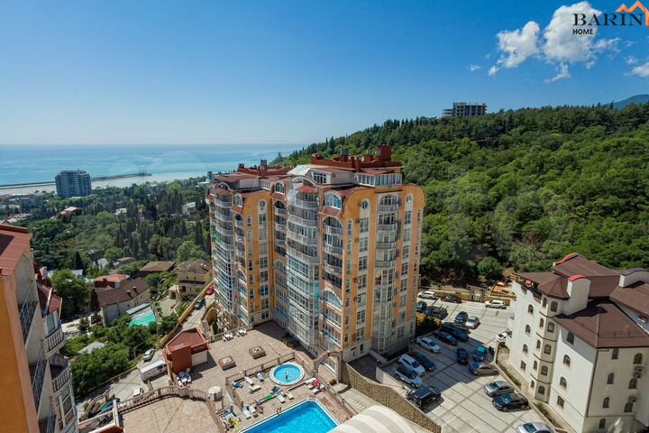 3-к. квартира, 131 м², 5/10 эт.