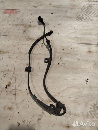 Датчик ABS передний левый Kia Ceed ED G4FC 2009