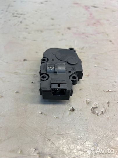 Заслонка печки Bmw 5 G30 2.0 2021