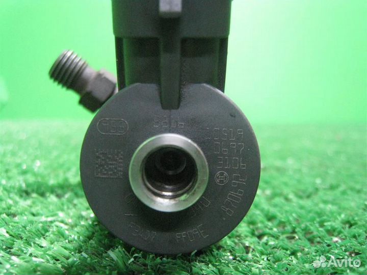 Форсунка топливная Citroen Berlingo B9 2011