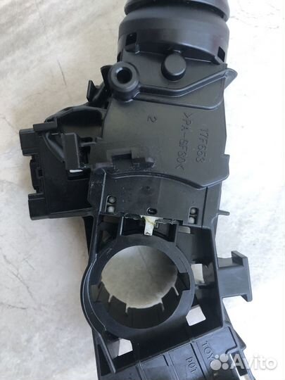 Переключатель поворотов тойота королла 150