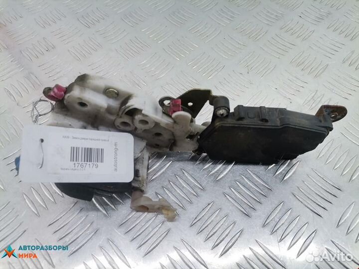 Замок двери передней правой Subaru Legacy 2 1997