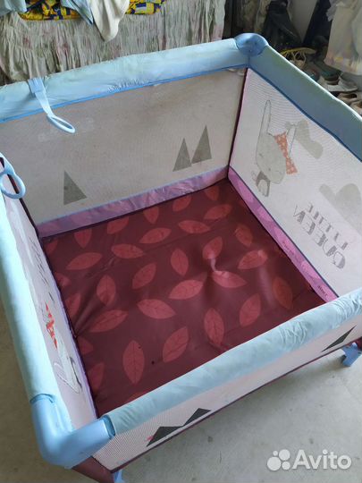 Манеж детский складной