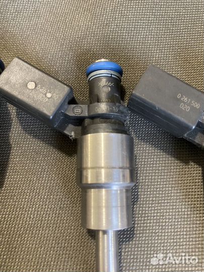 Форсунки топливные 06F906036A