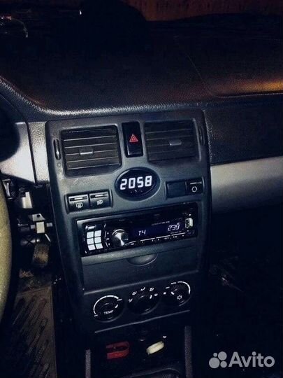 Часы Приора электронные