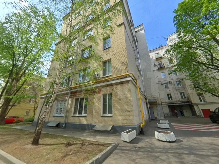 Продается коммерческая, 140.7 кв.м., 1/6 эт