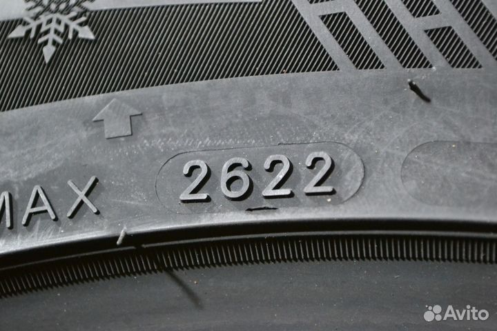 Tourador Winter Pro TSU1 245/45 R18 100V