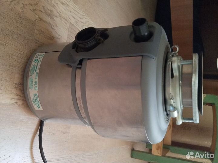 Измельчитель пищевых отходов In Sink Erator