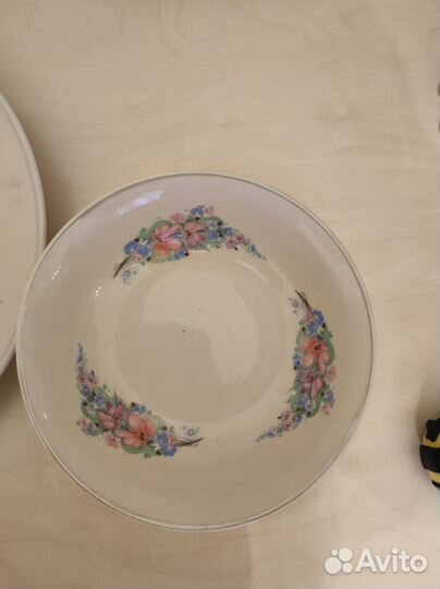 Блюдо и салатник