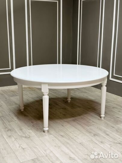 Стол и стулья комплект