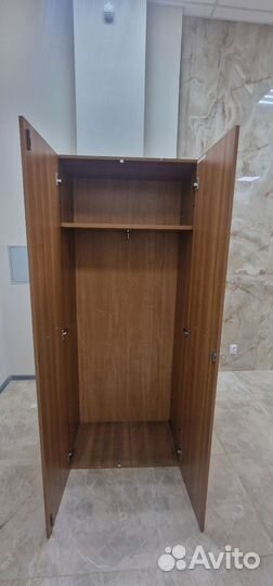 Шкаф для одежды двухстворчатый