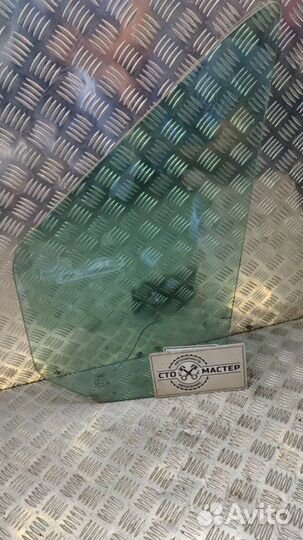 Стекло двери передней левой Ford Transit 2.2