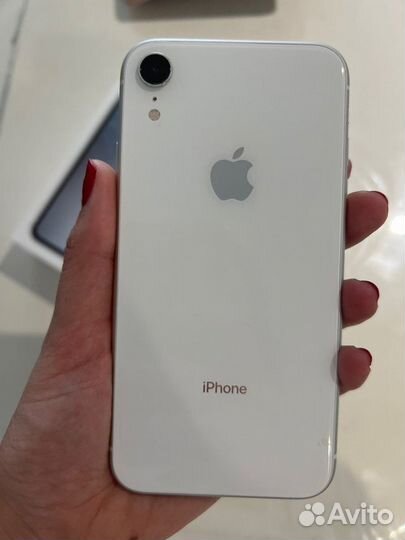 iPhone Xr, 64 ГБ
