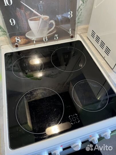 Электрическая плита Hansa