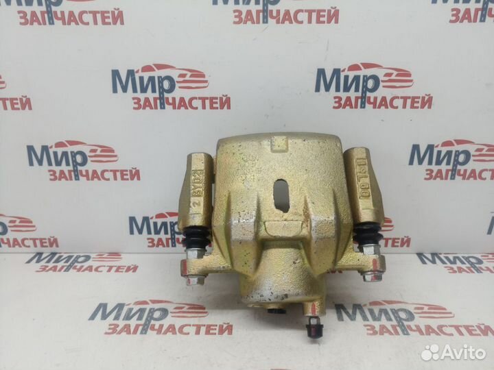 Суппорт передний правый solano