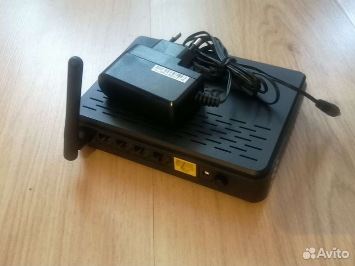 Dlink DIR-300 WiFi роутер модем