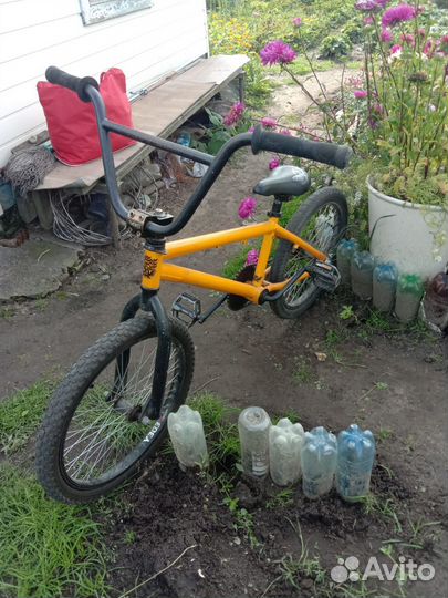 Продаётся трюковой велосипед BMX