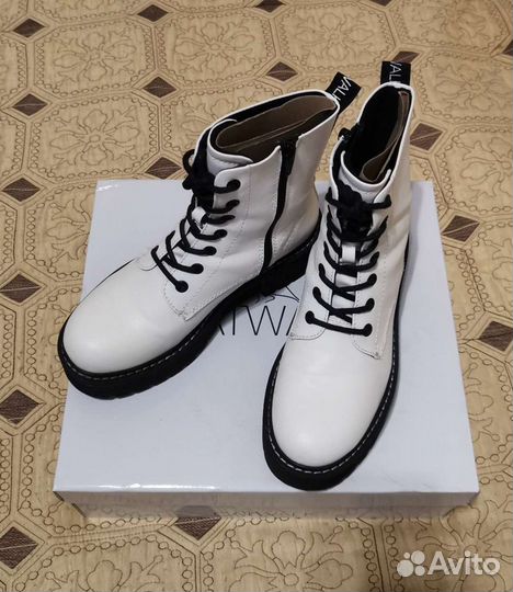 Ботинки новые Catwalk by Deichmann