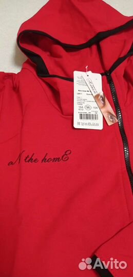 Новый костюм спортивный жен. Р.46-48