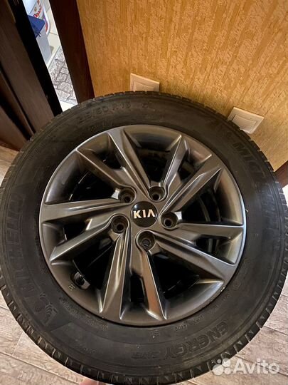 Michelin Ivalo 215/60 R16 20B