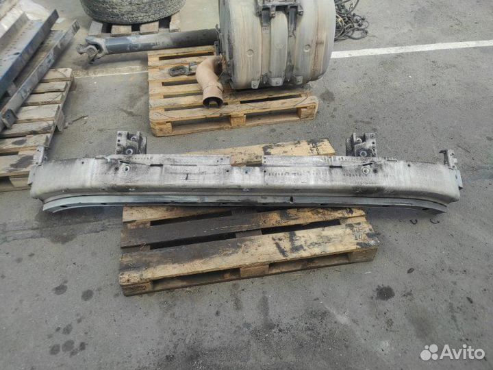 Усилитель бампера передний Volvo Fh 4