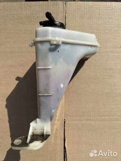 Расширительный бачок Hyundai Accent