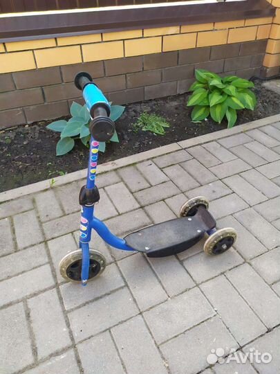Самокат детский трехколесный