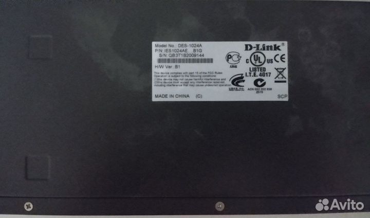 Коммутатор 24 портовый