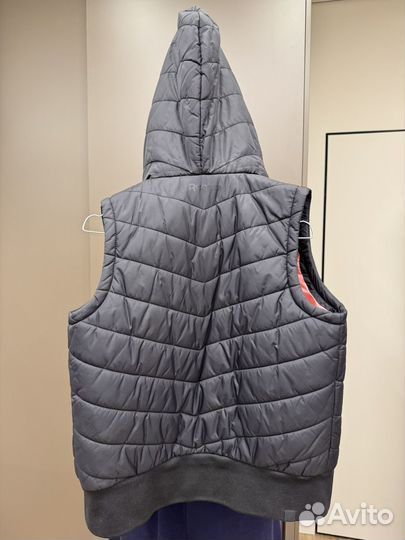 Жилетка женская спортивная Reebok