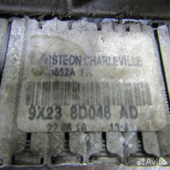 Радиатор дополнительный правый jaguar XF 2007-2010