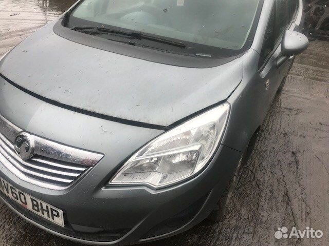Разбор на запчасти Opel Meriva 2010