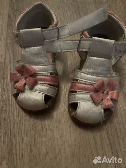 Сандали для девочки