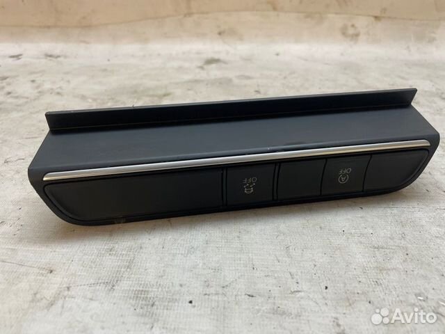 Блок дополнительных функций Audi Q3 8UB cczc 2013