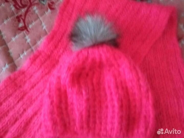 Продается мохеровый комплект женская шапка с шарфо