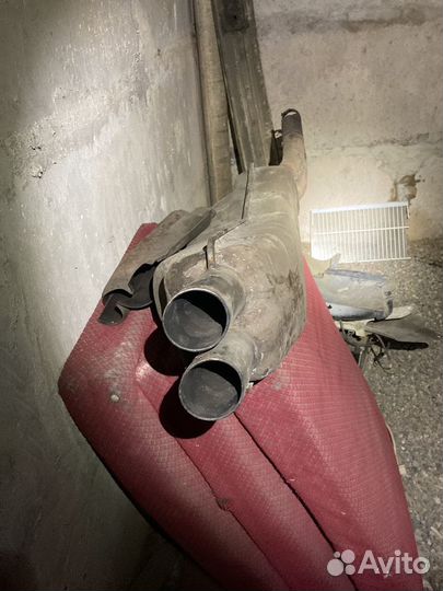 BMW M5 E34 Задняя банка