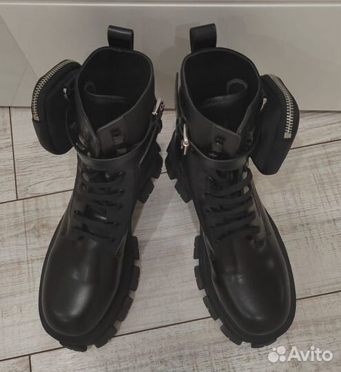 Ботинки женские prada (40)