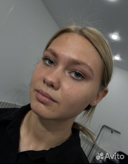 Ресницы и брови